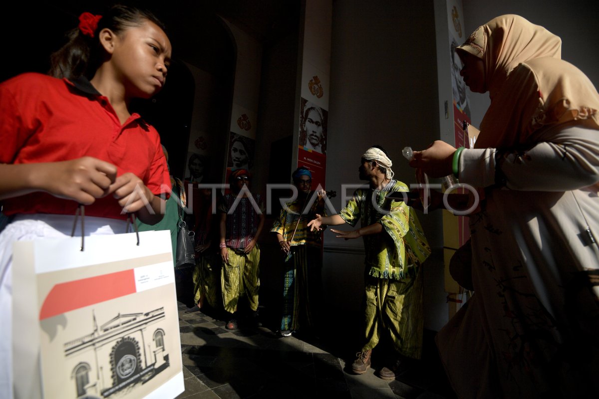 KUNJUNGAN MUSEUM KEBANGKITAN NASIONAL | ANTARA Foto