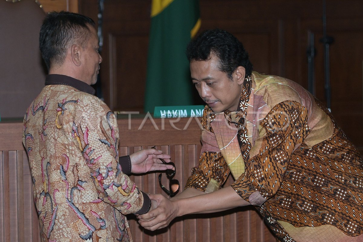 SIDANG KASUS PAJAK | ANTARA Foto