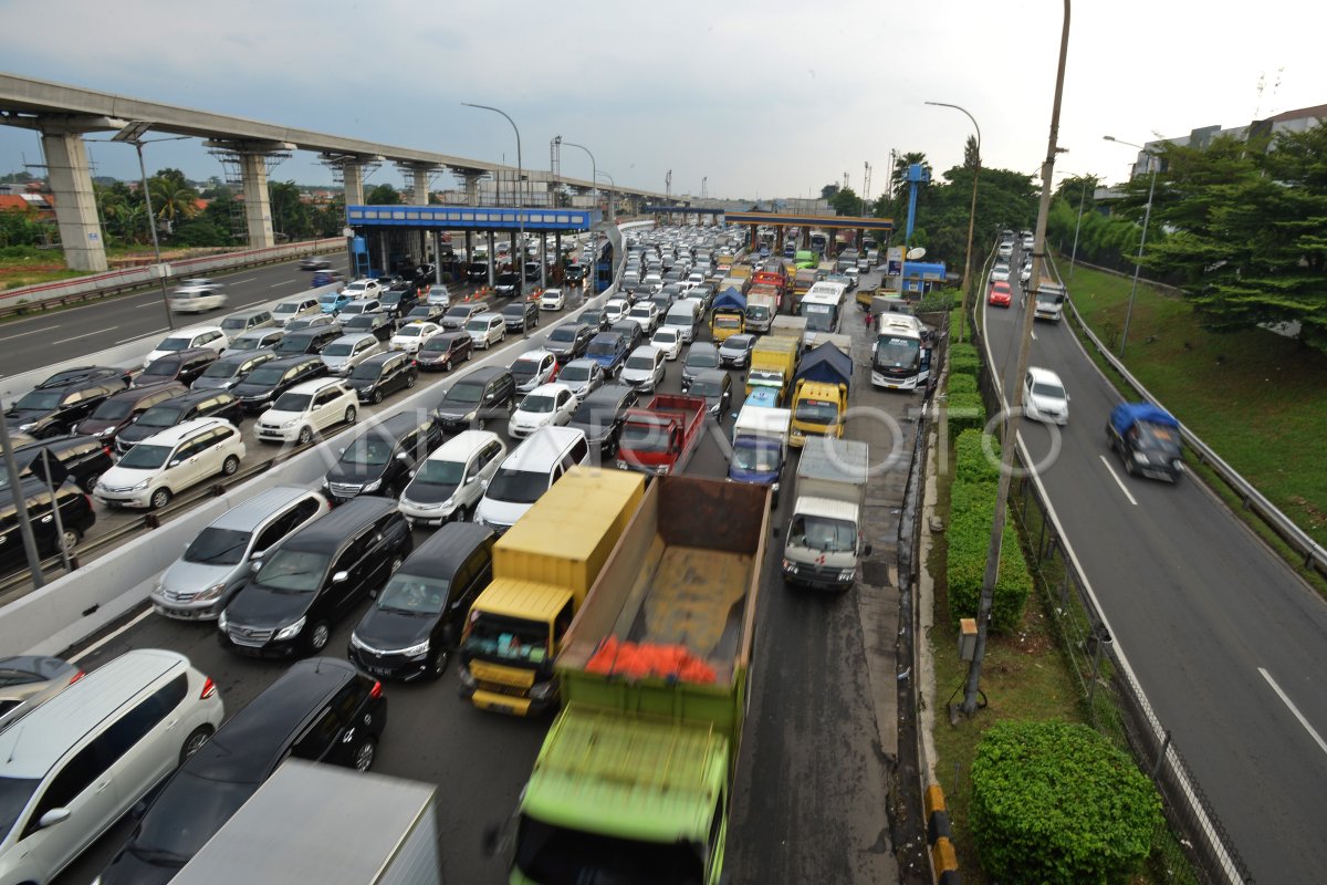 TARIF TOL DALAM KOTA JAKARTA | ANTARA Foto