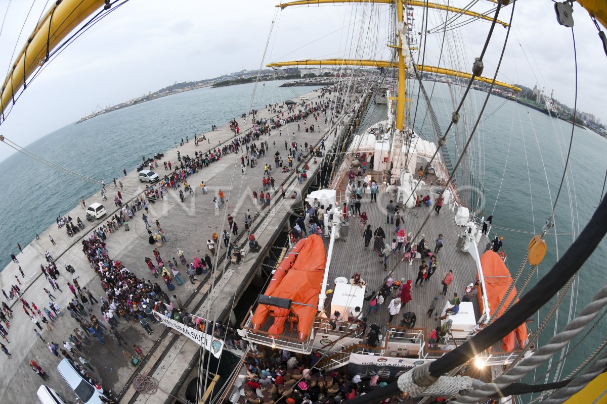 Open Ship Kri Bima Suci Antara Foto