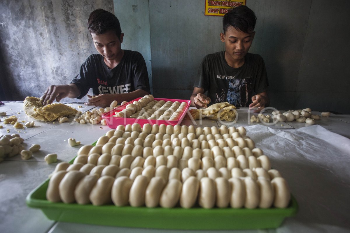 Menggoda Selera Nusantara: Solusi Jitu Penjualan Bakpia Online di Era Digital