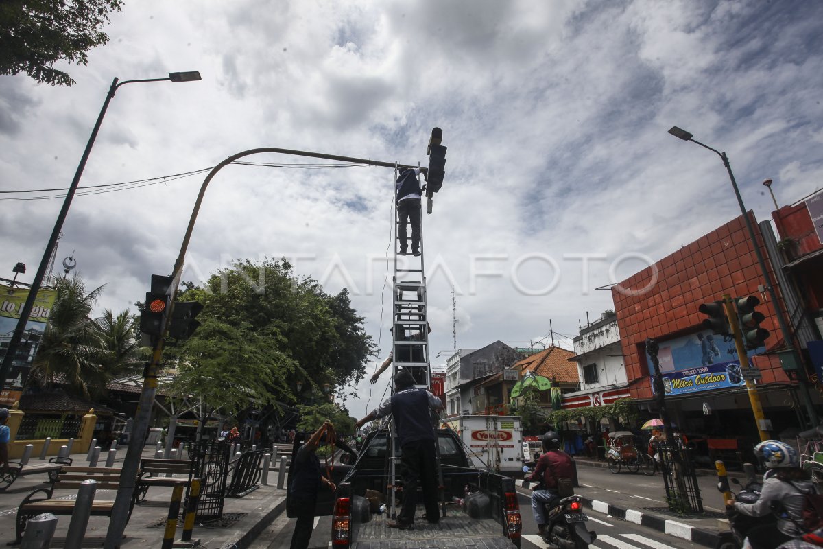 Perawatan Cctv Malioboro Antara Foto