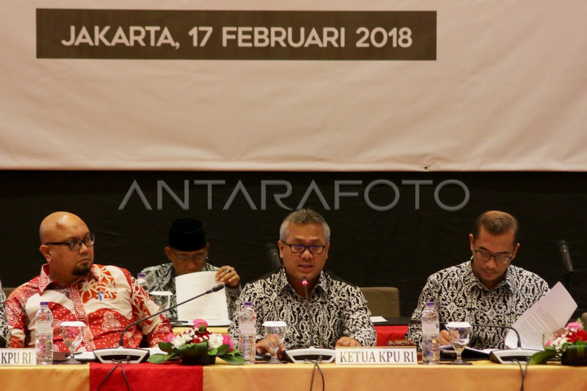 VERIFIKASI DAN PENETAPAN PARPOL PESERTA PEMILU 2019 | ANTARA Foto