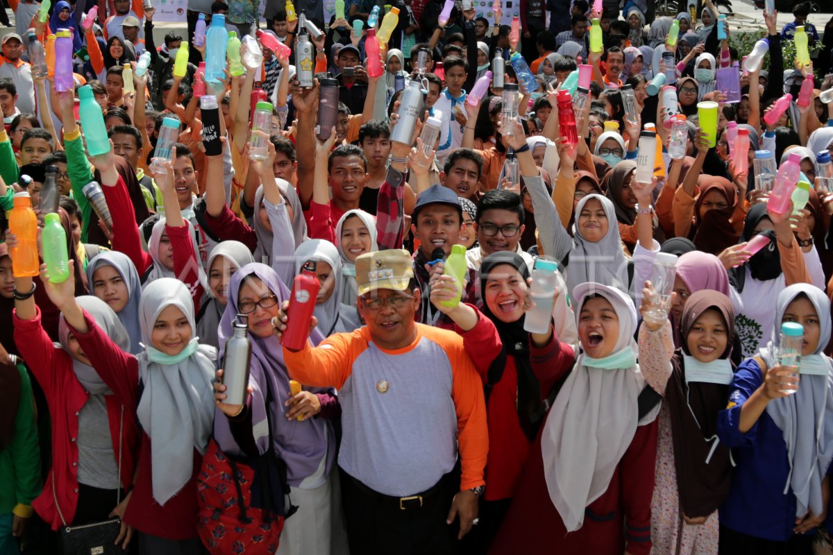 Pengurangan Sampah Plastik Kemasan Antara Foto 8863