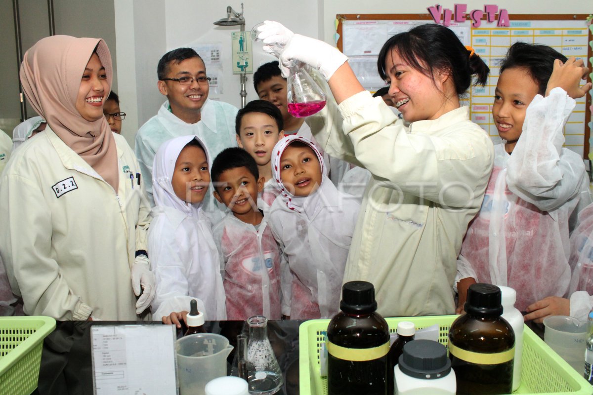 Edukasi Wisata Pabrik Obat Kalbe Group Antara Foto