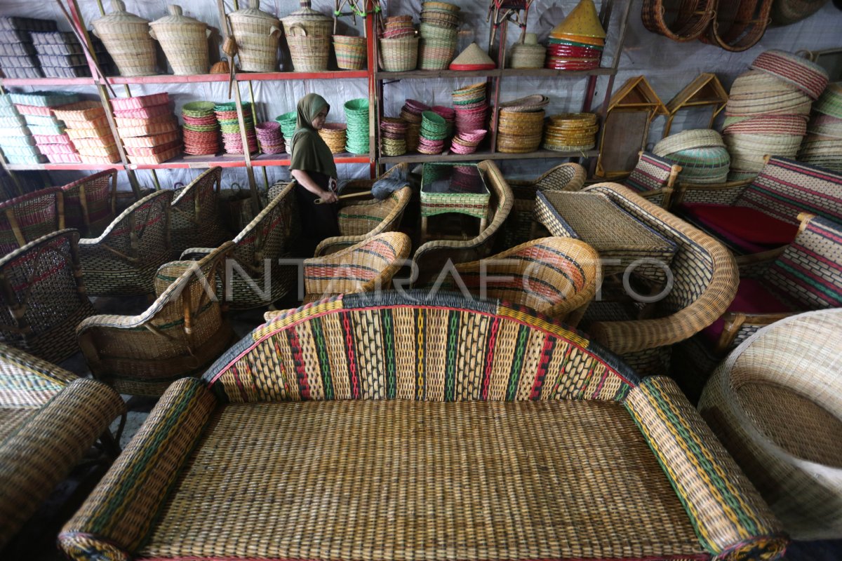 PERKEMBANGAN INDUSTRI MEBEL NASIONAL | ANTARA Foto