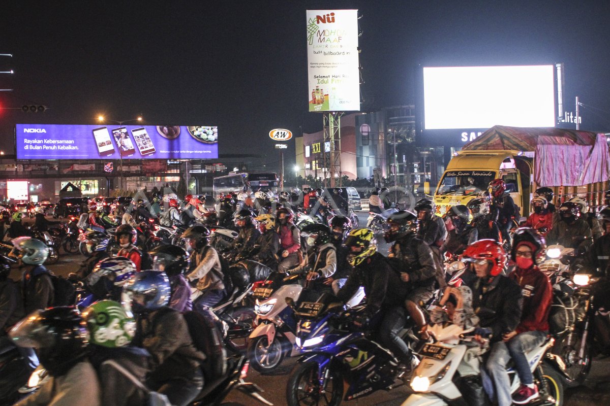 PUNCAK ARUS MUDIK SEPEDA MOTOR | ANTARA Foto