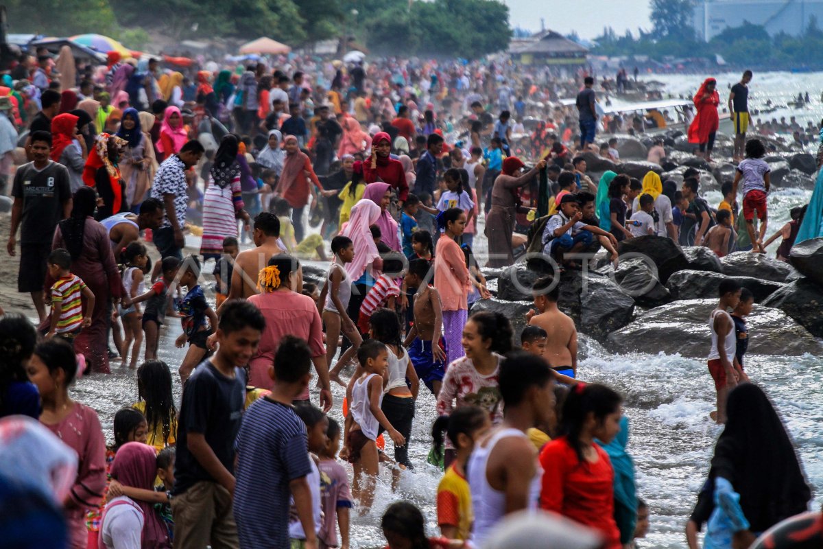 WISATA PANTAI DI ACEH | ANTARA Foto