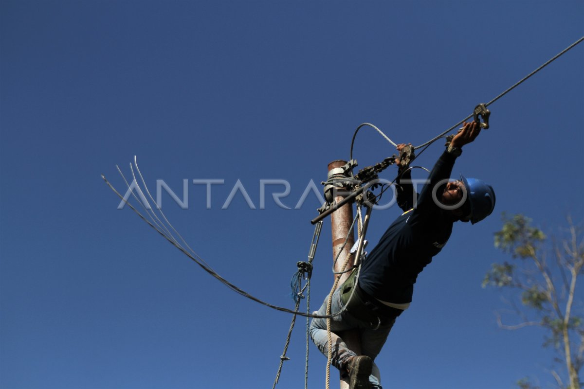 Pemasangan Jaringan Internet untuk Wilayah Terpencil Desa Tanjungsari