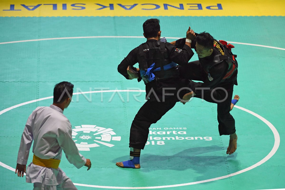 PENCAK SILAT KELAS F PUTRA INDONESIA VS MALAYSIA | ANTARA Foto