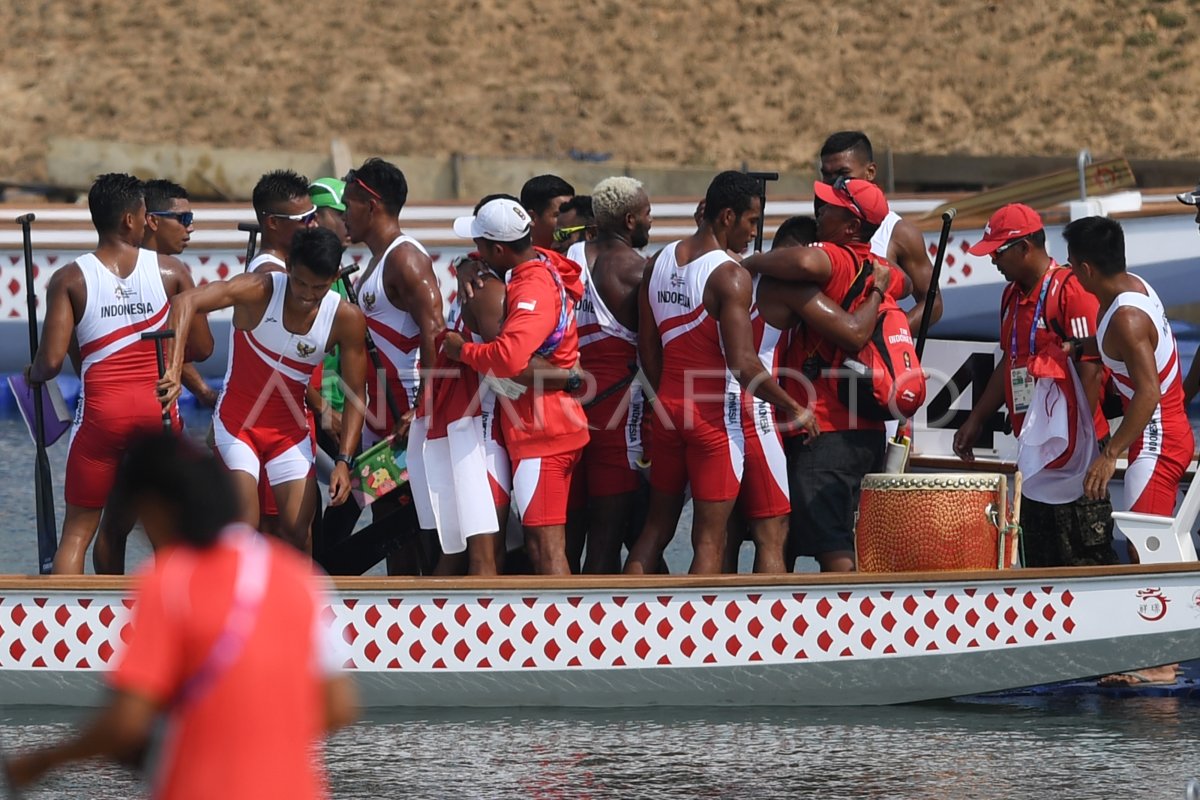 Final Perahu Tradisional 1000 Meter Putra Antara Foto