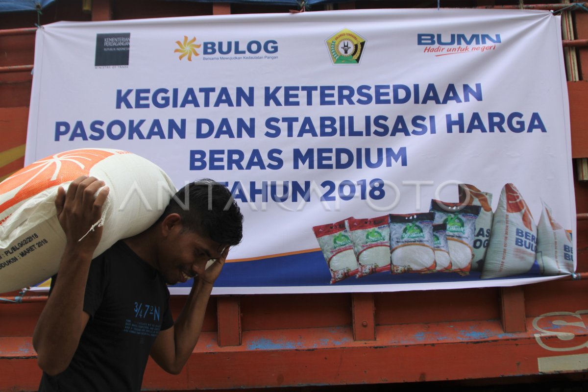 STABILISASI PASOKAN DAN HARGA BERAS MEDIUM | ANTARA Foto