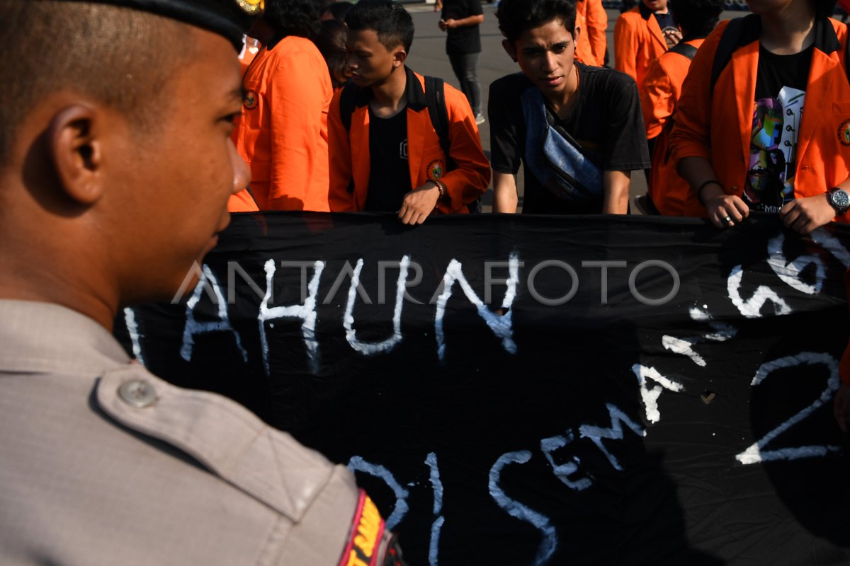 PERINGATAN TRAGEDI SEMANGGI II | ANTARA Foto