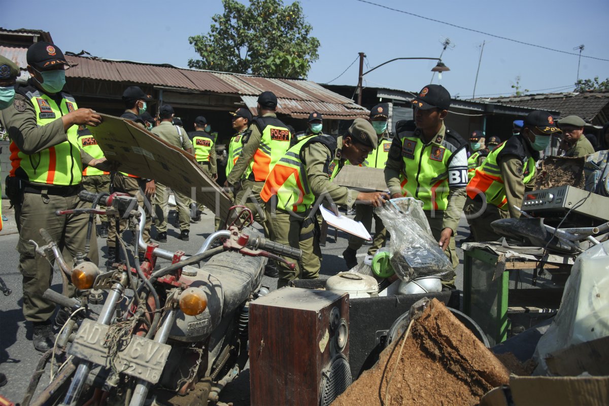 Eksekusi Lahan Di Solo Antara Foto