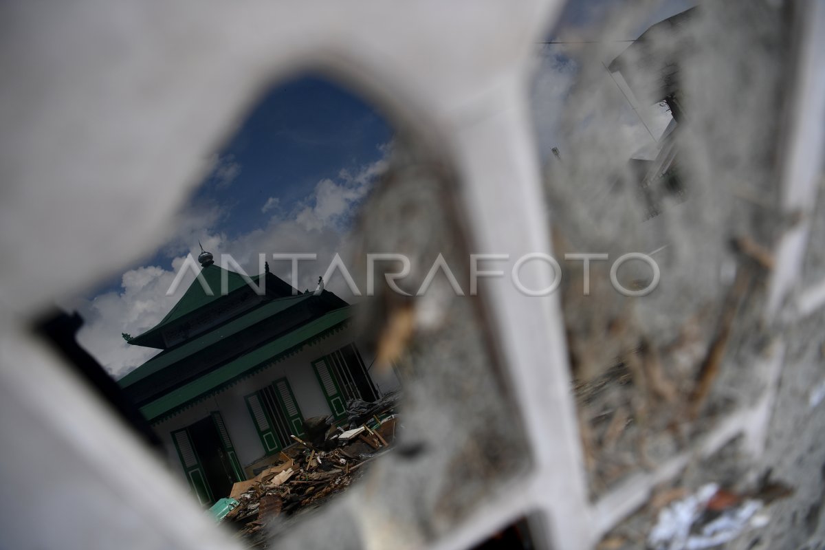 Masjid Cagar Budaya Pascagempa Antara Foto