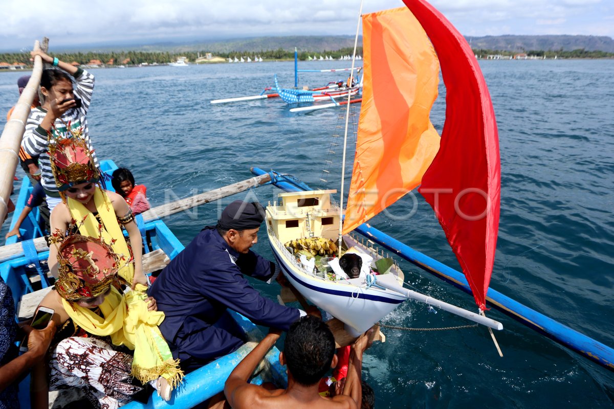 Tradisi Rabu Wekasan Banyuwangi Antara Foto