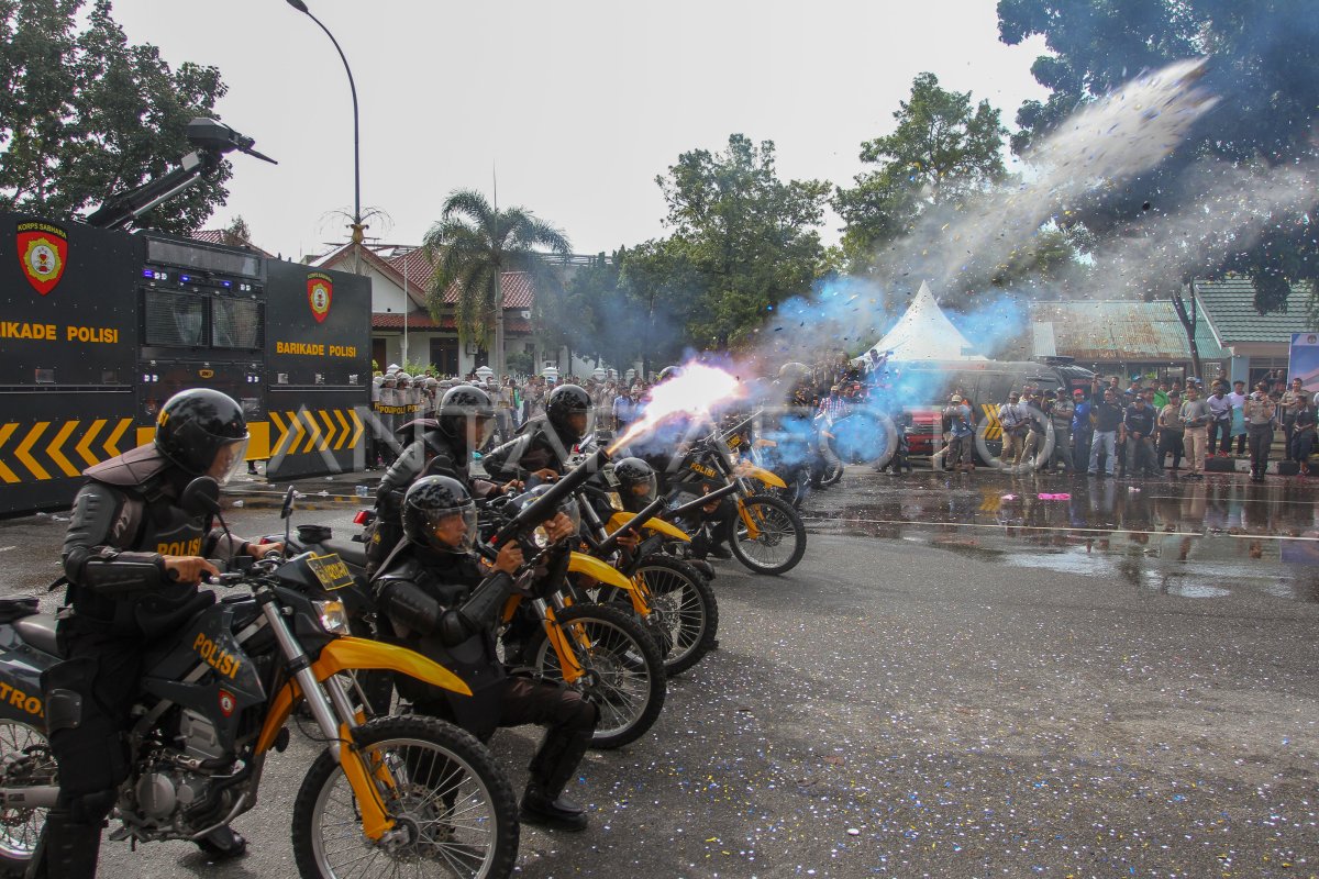 SIMULASI PENANGANAN KERUSUHAN PEMILU 2019 | ANTARA Foto