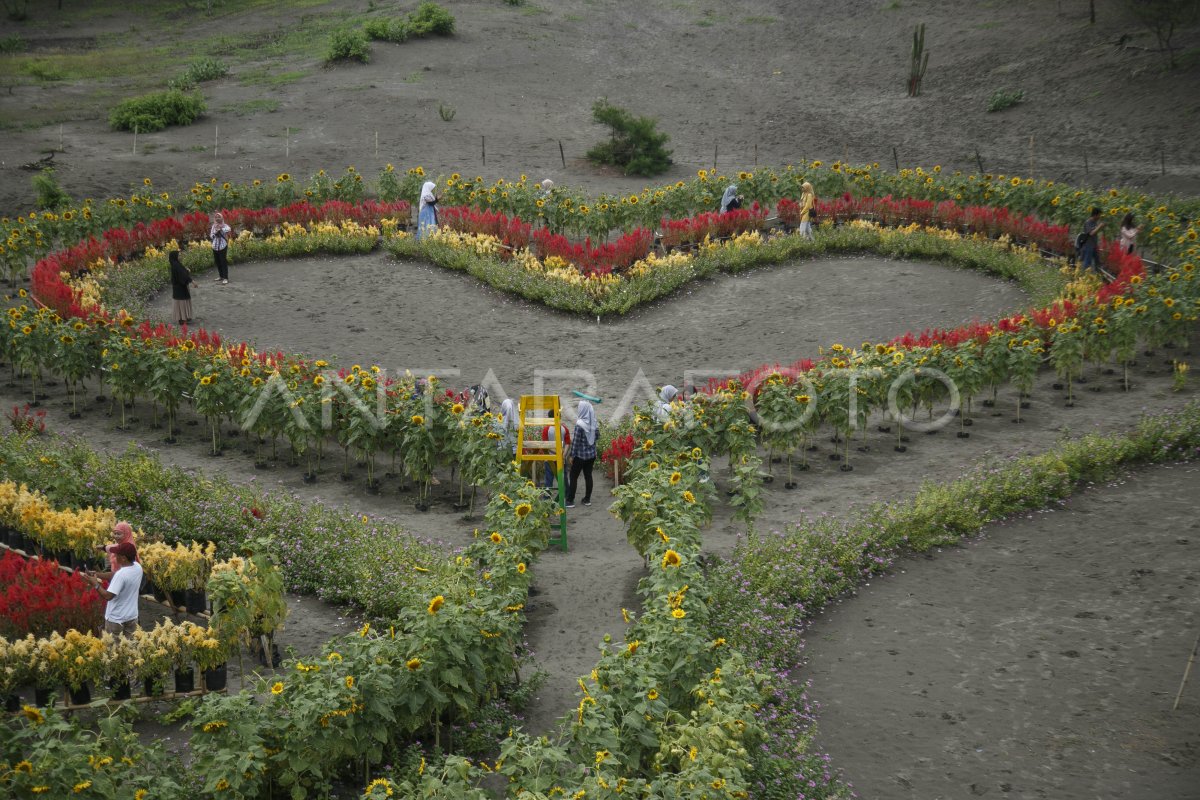 PENGEMBANGAN WISATA BERBASIS MASYARAKAT | ANTARA Foto