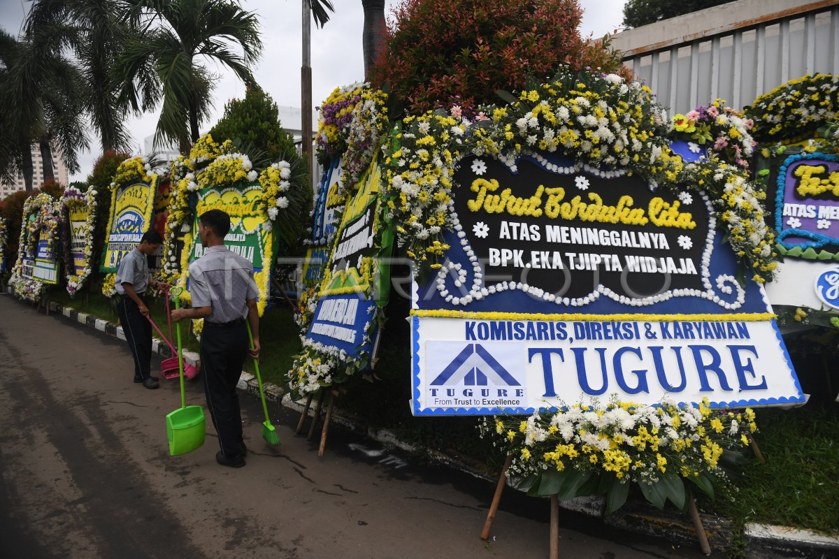 EKA TJIPTA WIDJAJA MENINGGAL | ANTARA Foto