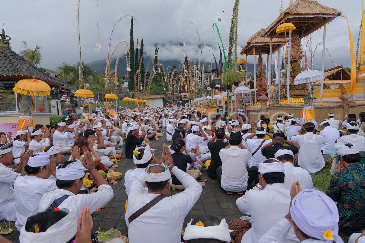 Upacara Tawur Agung Panca Wali Krama Antara Foto