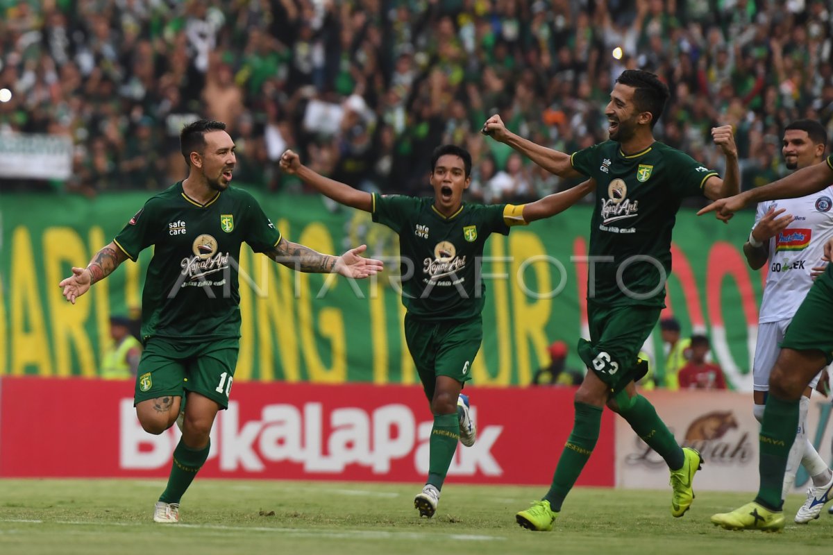 FINAL LEG 1 PERSEBAYA SURABAYA VS AREMA FC | ANTARA Foto