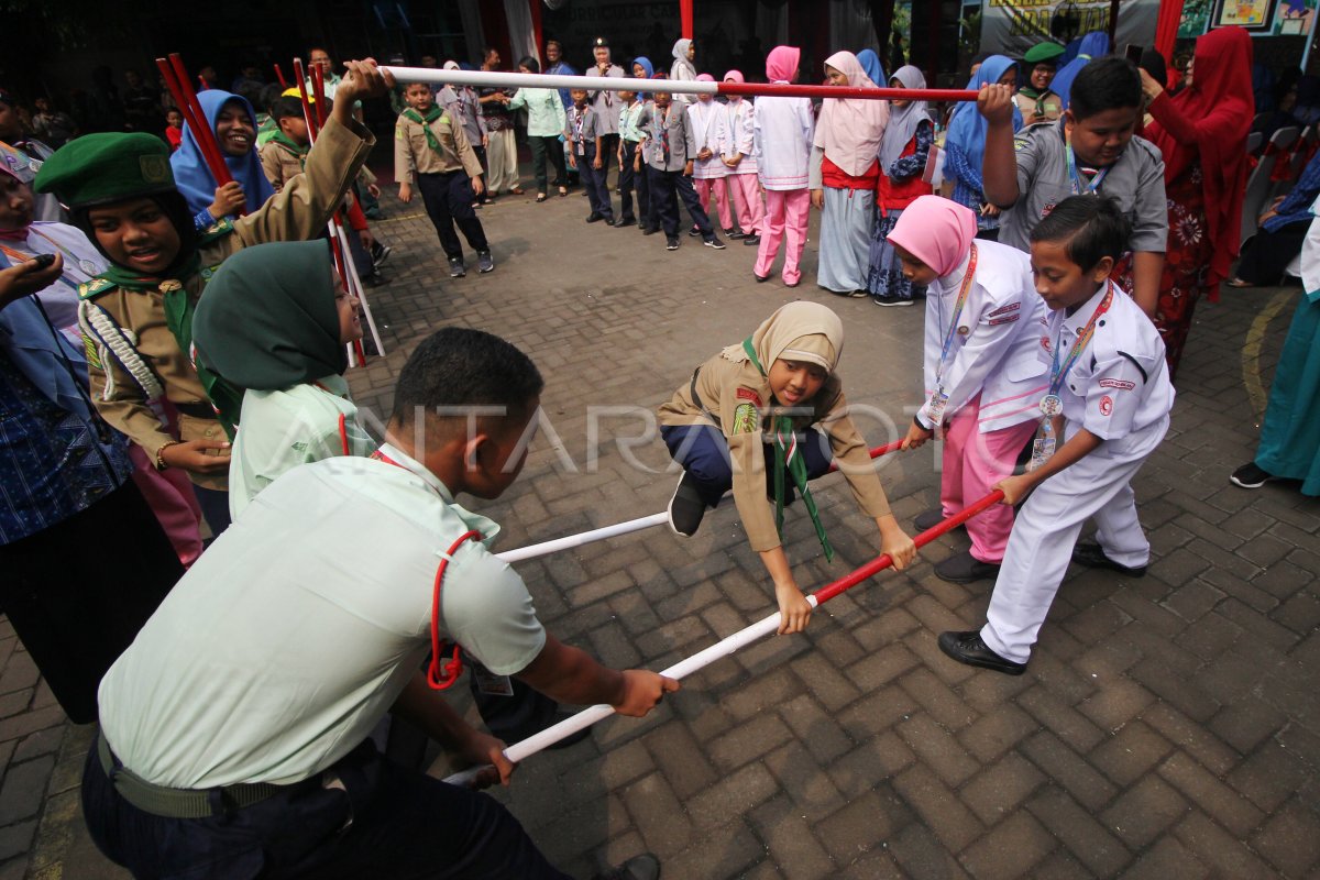 DEKLARASI SEKOLAH RAMAH ANAK | ANTARA Foto