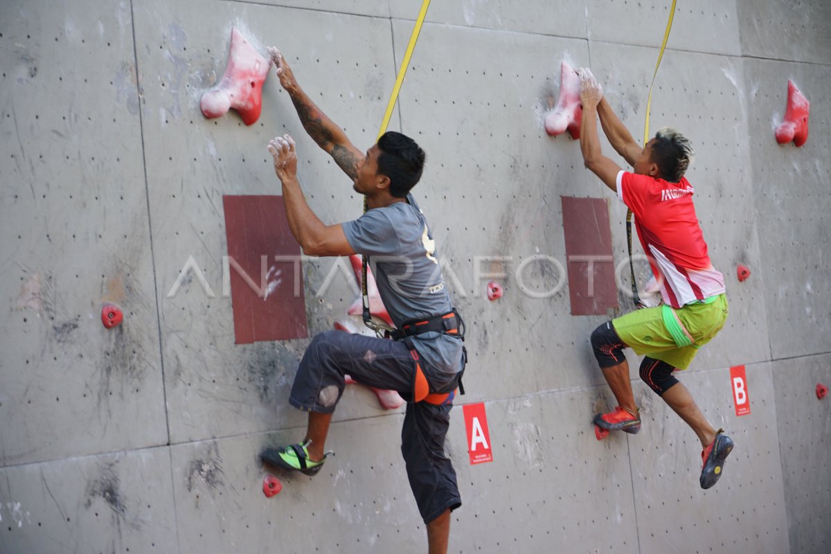 PERSIAPAN KEJUARAAN DUNIA PANJAT TEBING | ANTARA Foto