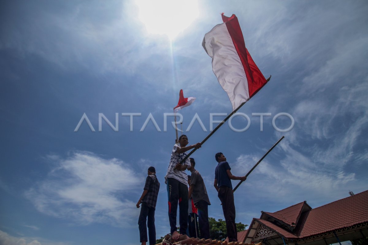 Kolosal Peristiwa Perobekan Bendera Di Hotel Yamoto Surabaya Antara Foto 8769