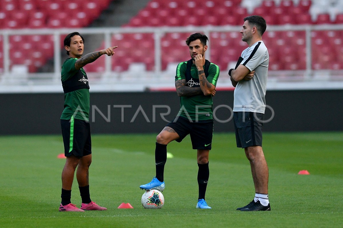 LATIHAN TIMNAS INDONESIA | ANTARA Foto