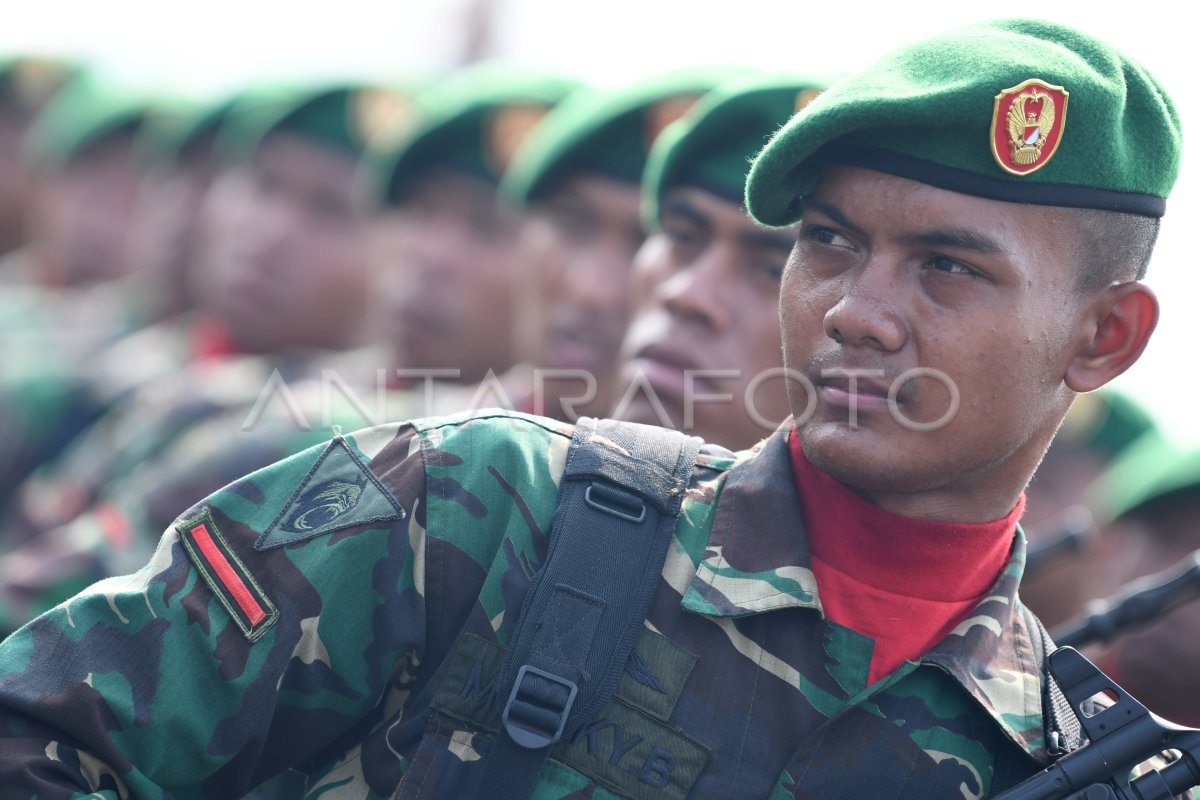 APEL KESIAPAN PASUKAN TNI JELANG PELANTIKAN PRESIDEN DAN WAPRES ...