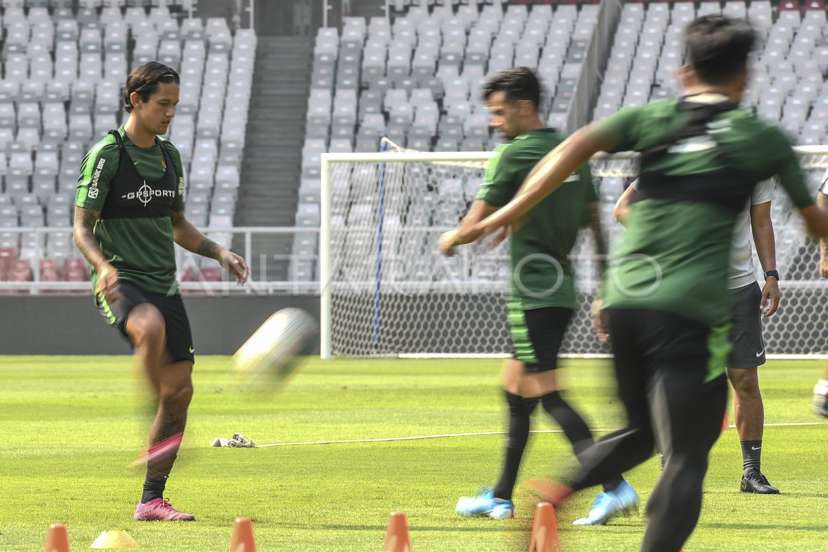 LATIHAN TIMNAS INDONESIA | ANTARA Foto