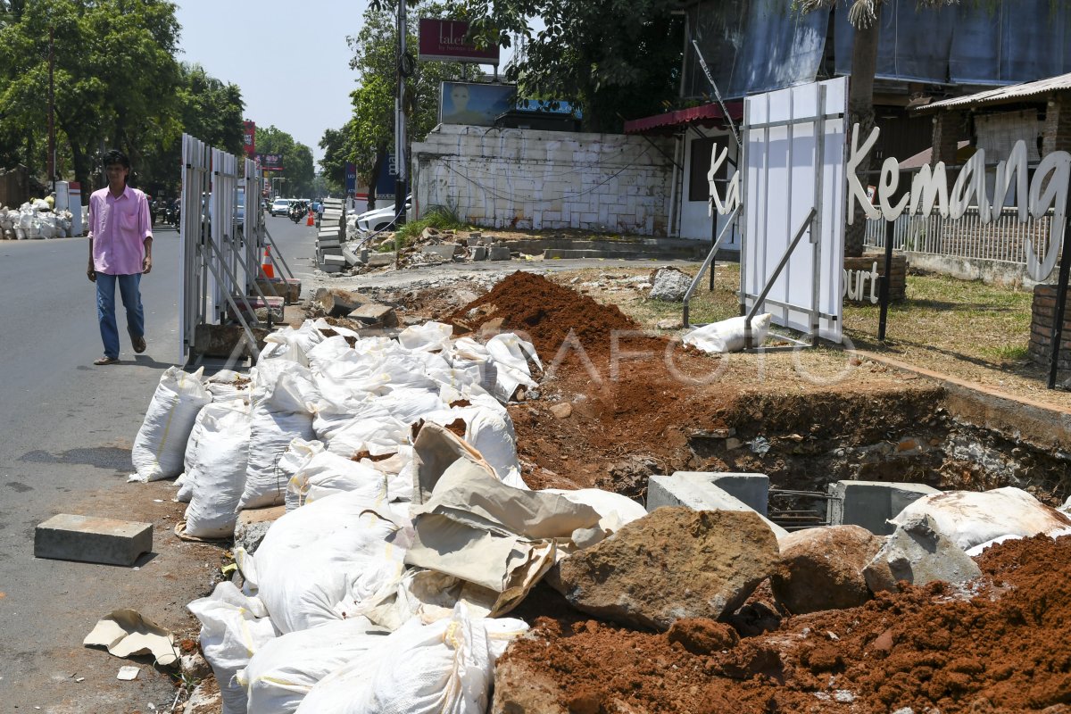 Revitalisasi Kawasan Kemang Antara Foto