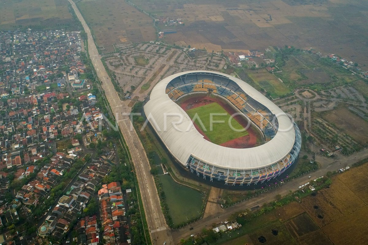 Stadion Gelora Bandung Lautan Api Antara Foto 2592