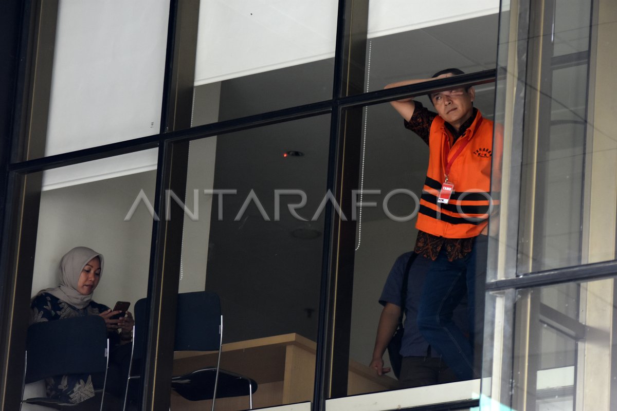 PEMERIKSAAN MANTAN PRESDIR LIPPO CIKARANG | ANTARA Foto