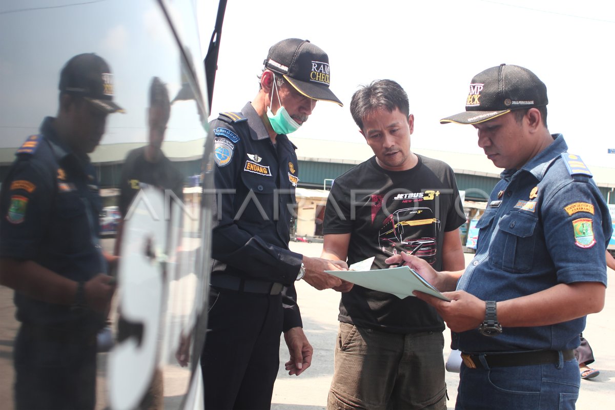 INSPEKSI KESELAMATAN ANGKUTAN UMUM | ANTARA Foto