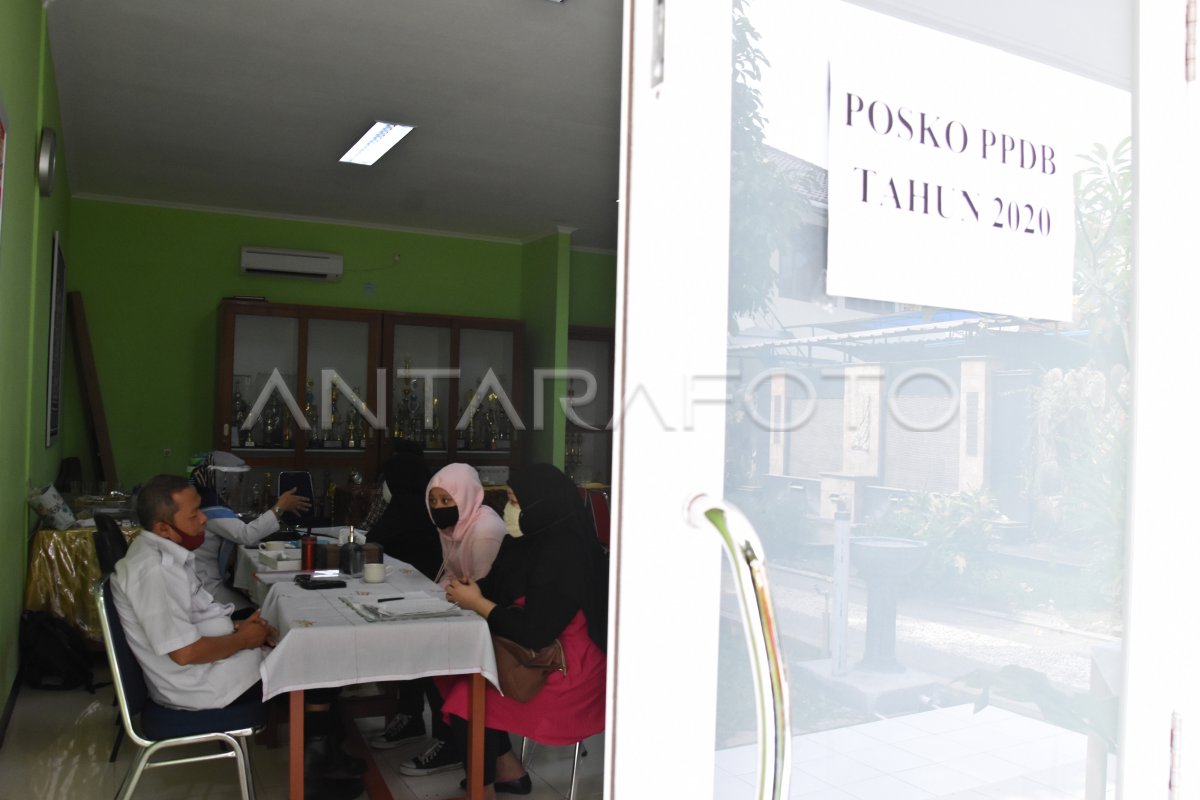 PENDAFTARAN TAHAP AKHIR PPDB JAKARTA | ANTARA Foto