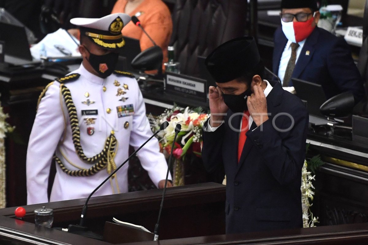 PIDATO PENGANTAR RUU APBN 202I DAN NOTA KEUANGAN | ANTARA Foto