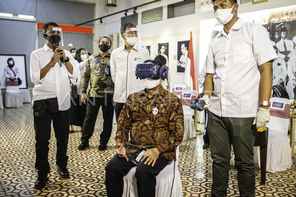 Pembukaan Pameran Indonesia Bergerak Antara Foto