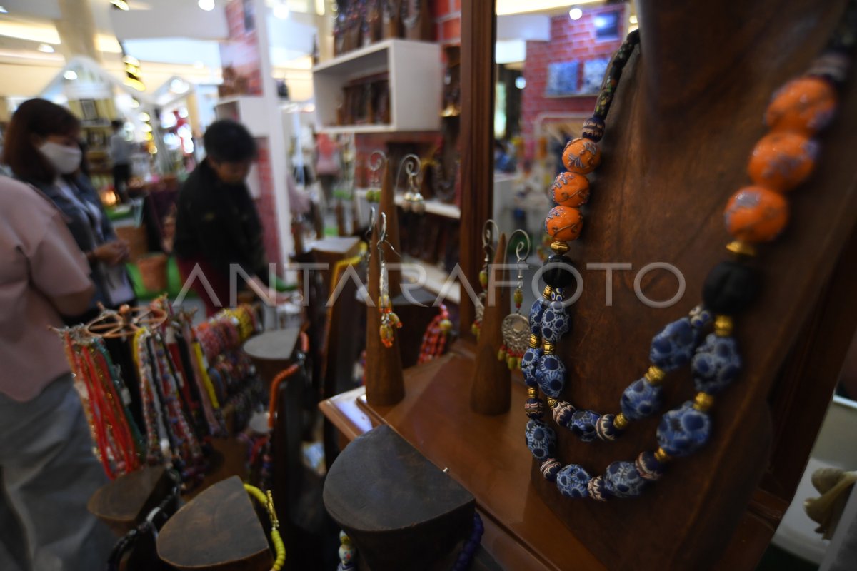 Pameran Umkm Pernak Pernik Unik Antara Foto