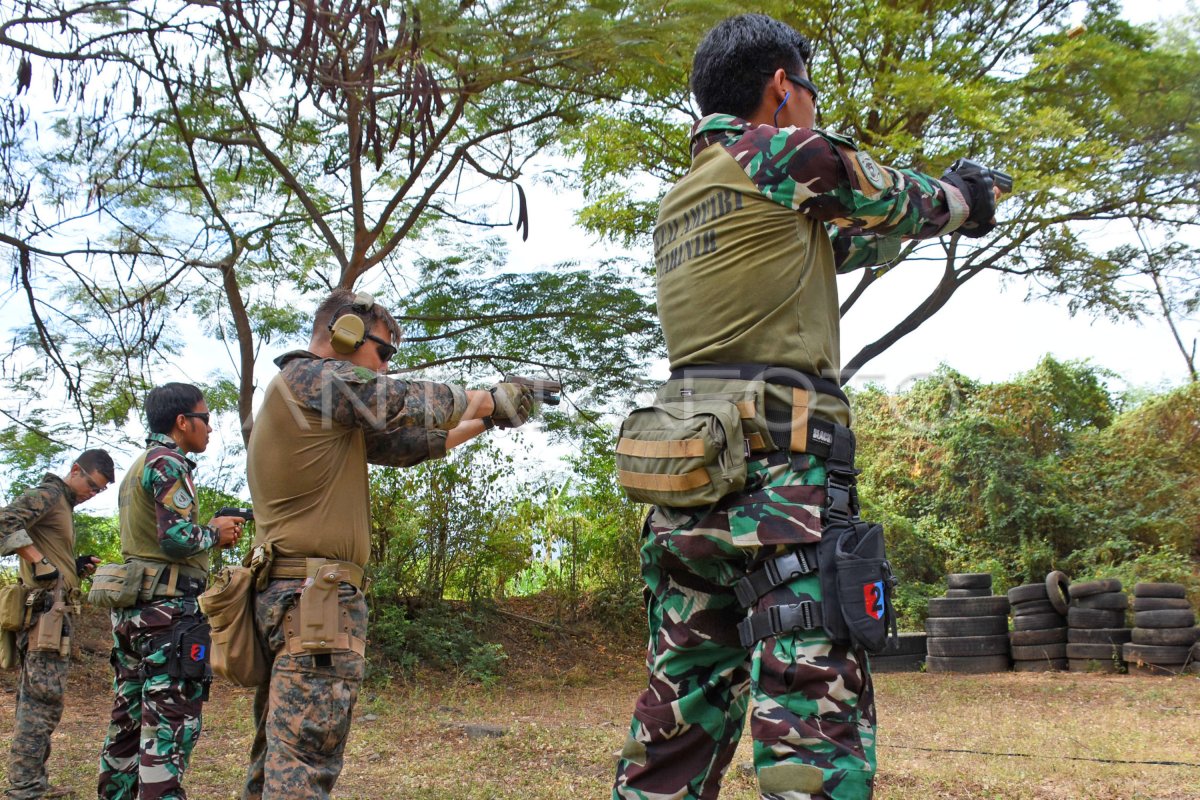 Korps Marinir Indonesia Dan Amerika Berlatih Menembak Marksmanship Antara Foto