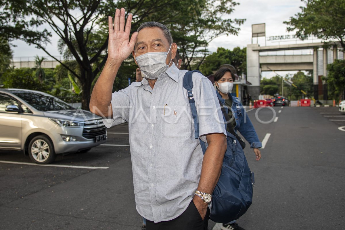 Pemeriksaan Direktur Utama Brantas Abipraya Antara Foto