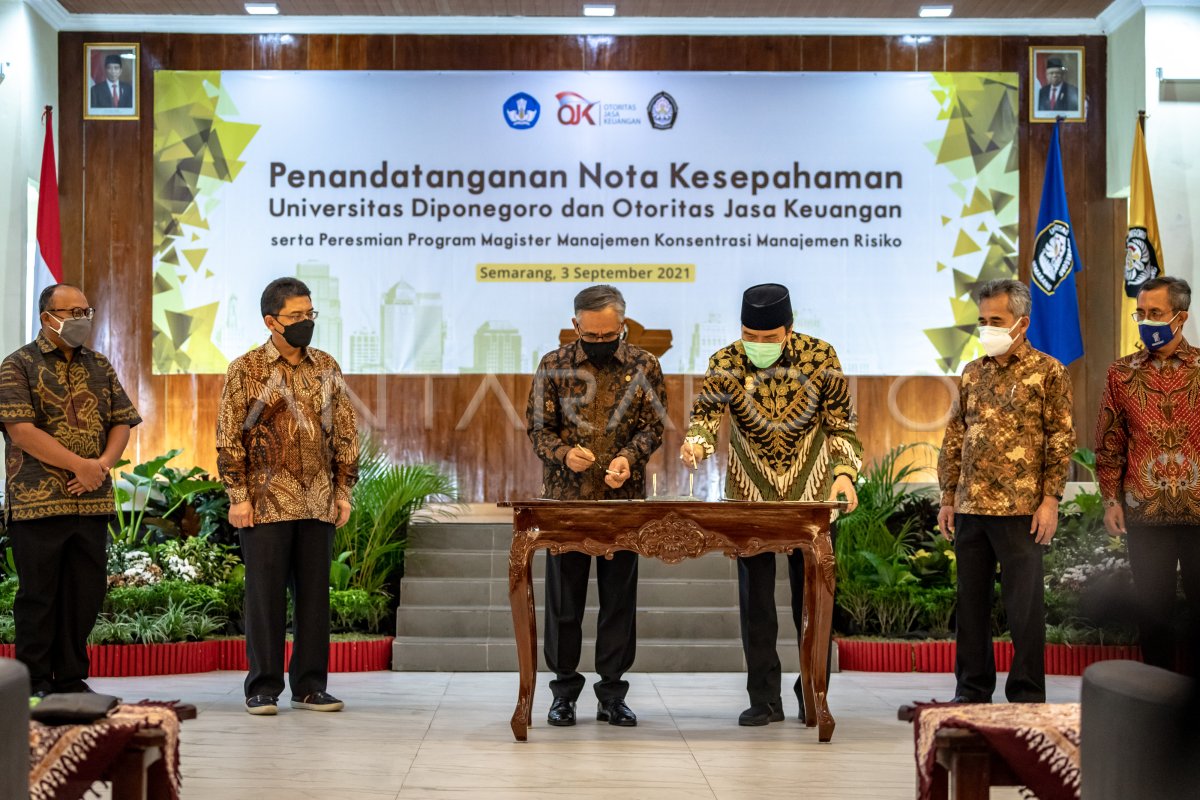 PELUNCURAN PROGRAM MAGISTER KERJA SAMA UNDIP DAN OJK | ANTARA Foto