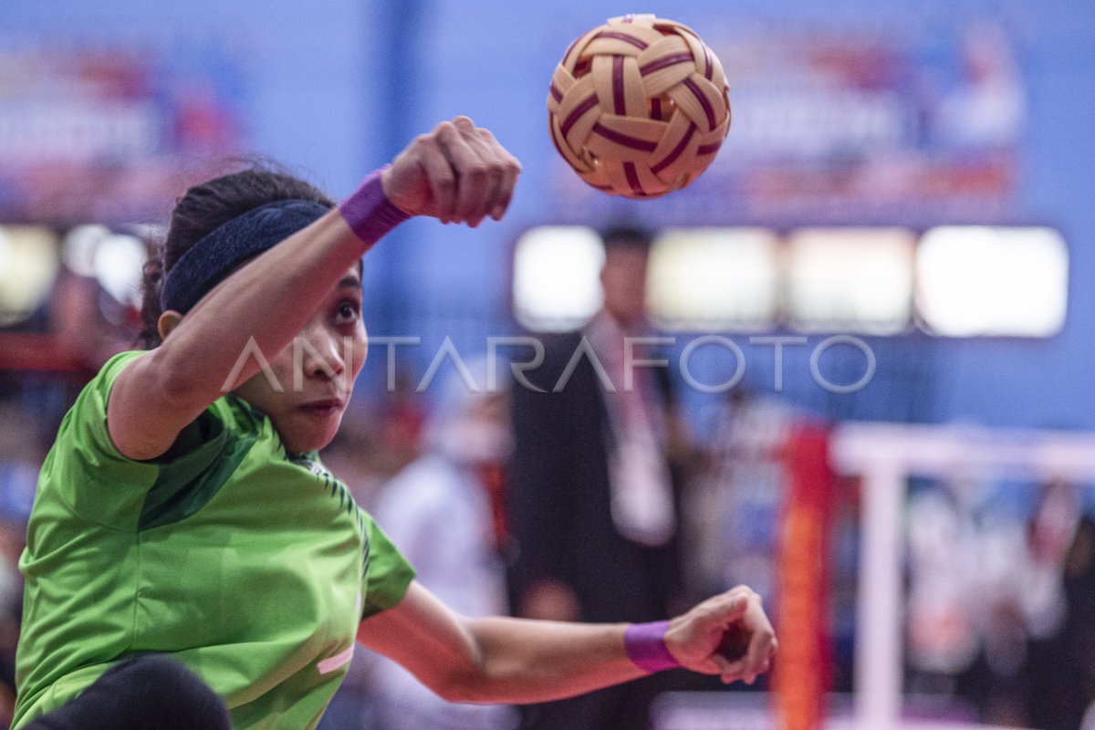 Final Sepak Takraw Ganda Putri Beregu Antara Foto