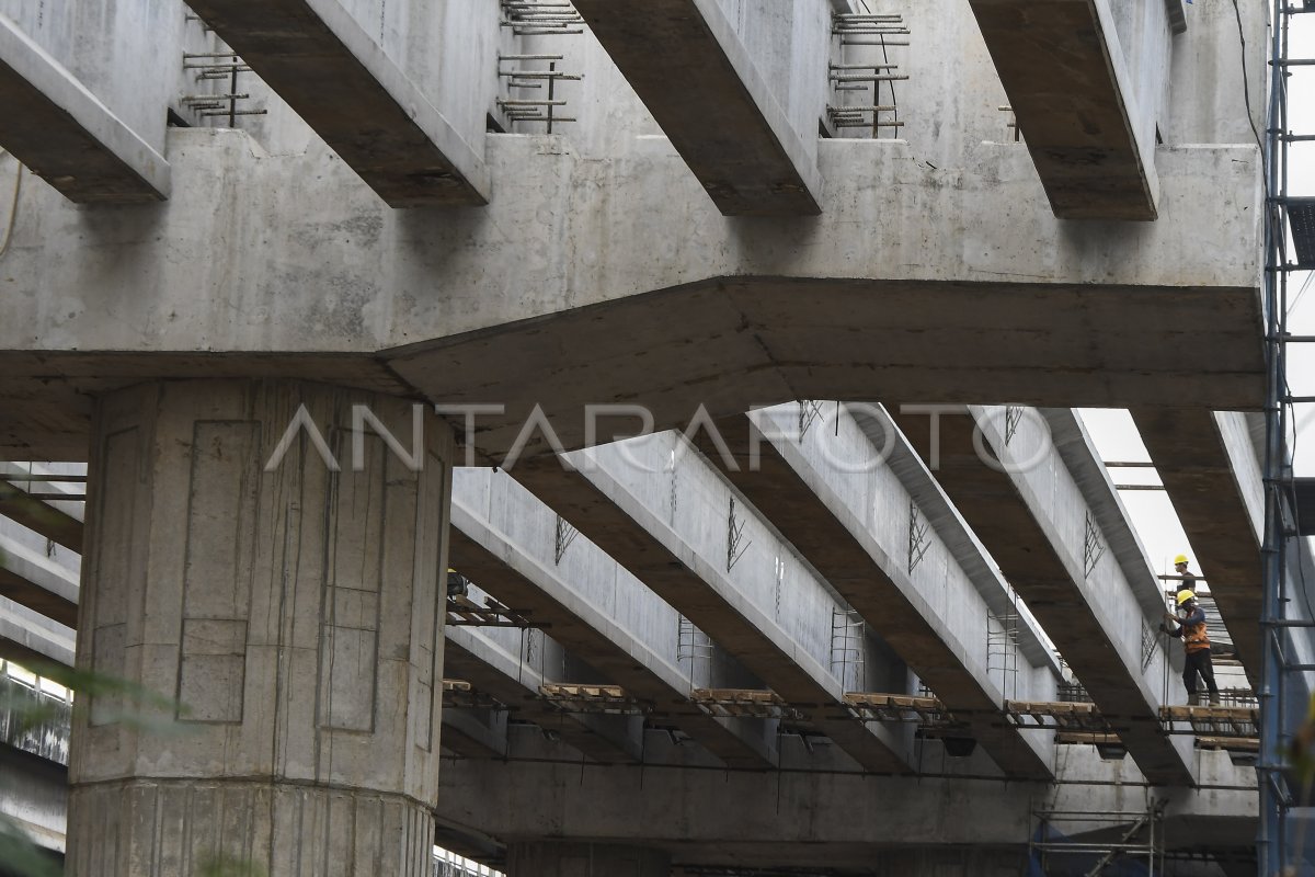 Progres Jalan Tol Becakayu Seksi Antara Foto