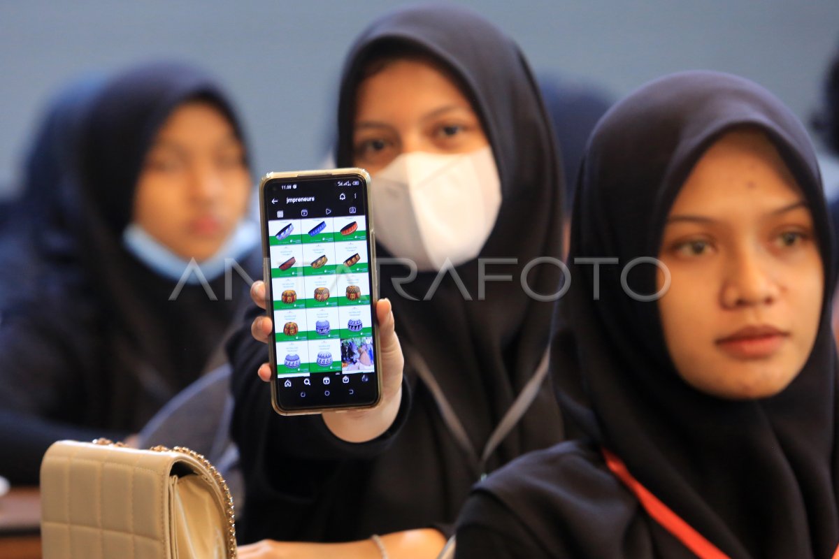 Peran Pemuda Dalam Pengembangan Umkm Di Era Digital Antara Foto