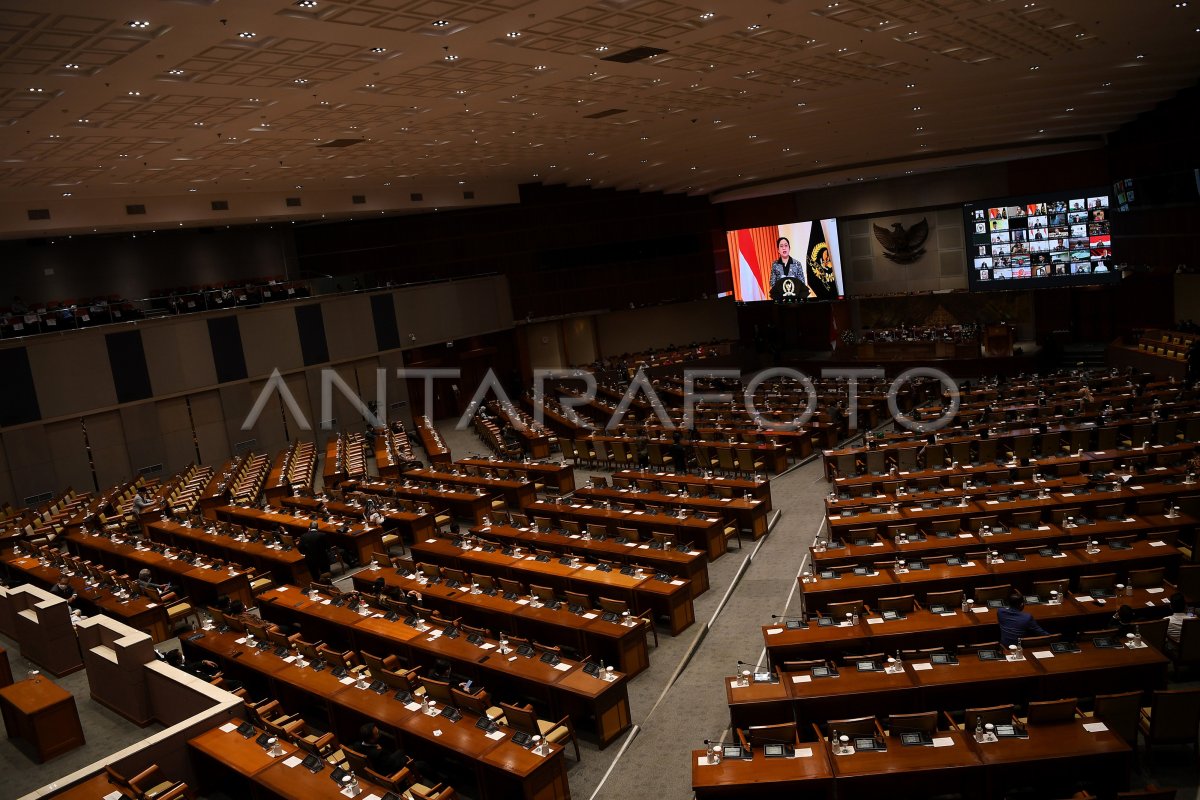 RAPAT PARIPURNA PEMBUKAAN MASA SIDANG DPR | ANTARA Foto