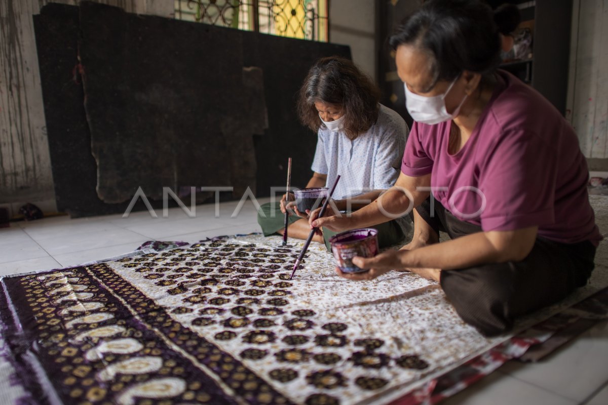 Pesona Batik Palembang: Melukis Sejarah Dan Budaya Di Atas Kain