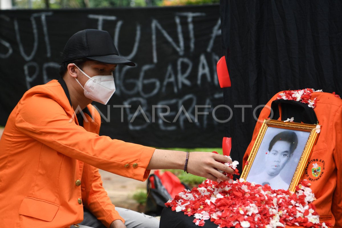 PERINGATAN 23 TAHUN TRAGEDI SEMANGGI | ANTARA Foto