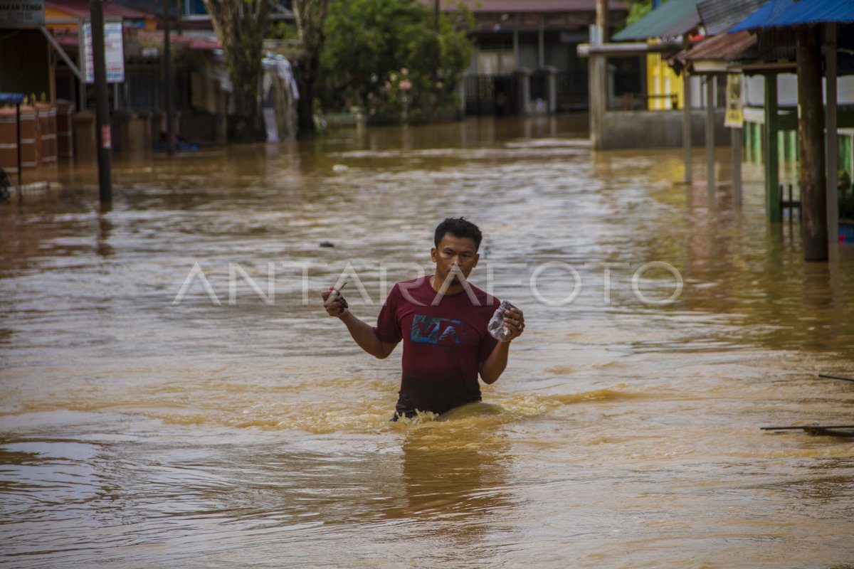 Banjir Kembali Rendam Kabupaten Hulu Sungai Tengah Antara Foto