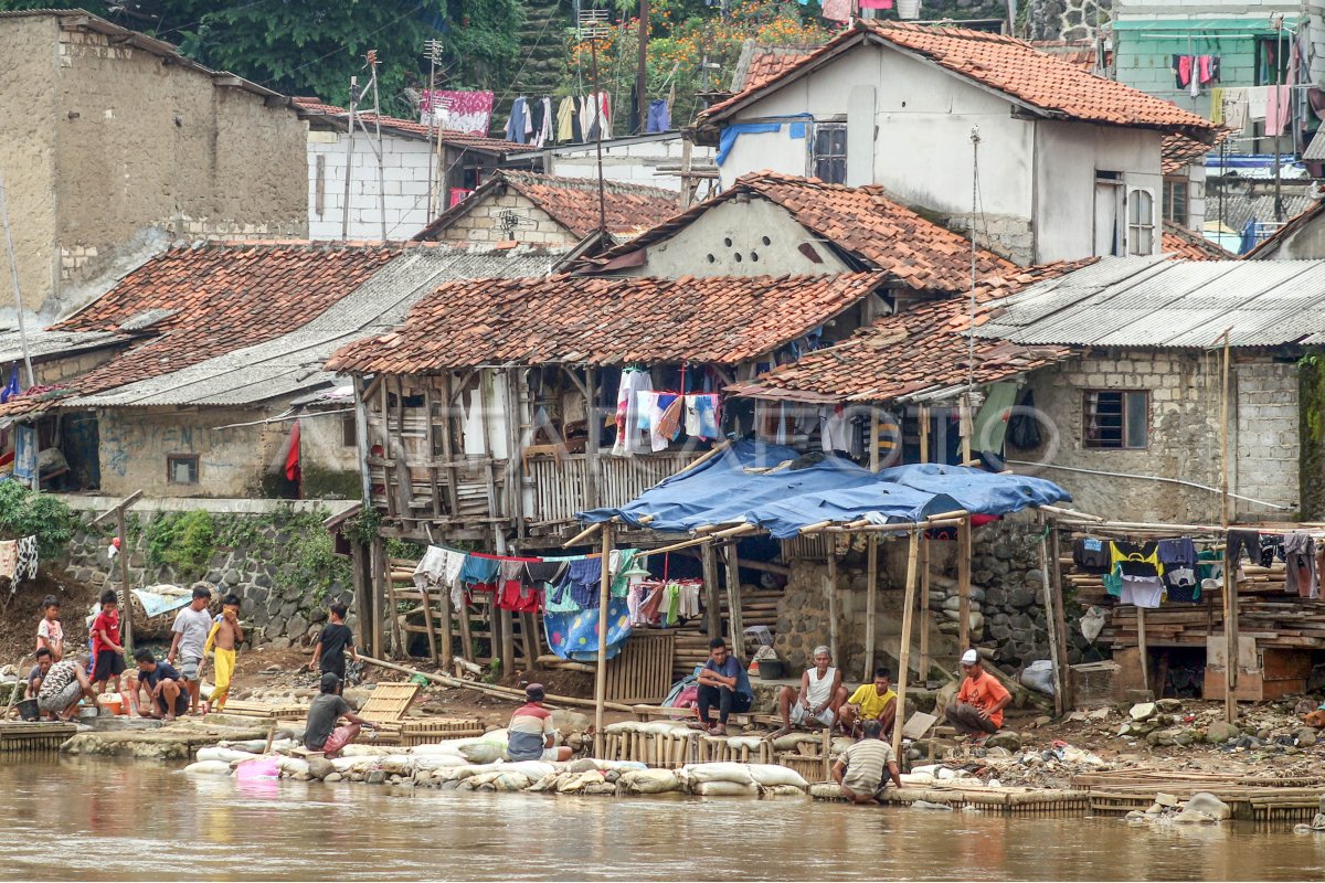 TARGET PENURUNAN ANGKA KEMISKINAN | ANTARA Foto